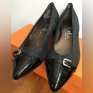 😎 AGL suede flats 🥿